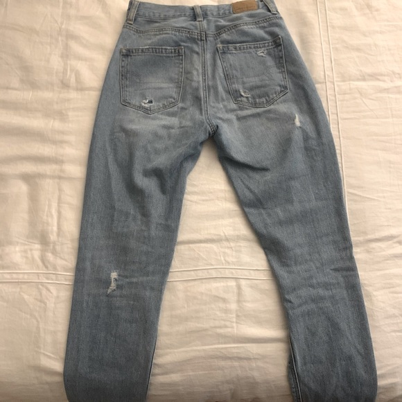 American Eagle Ripped Mom Jeans - Picture 3 of 3